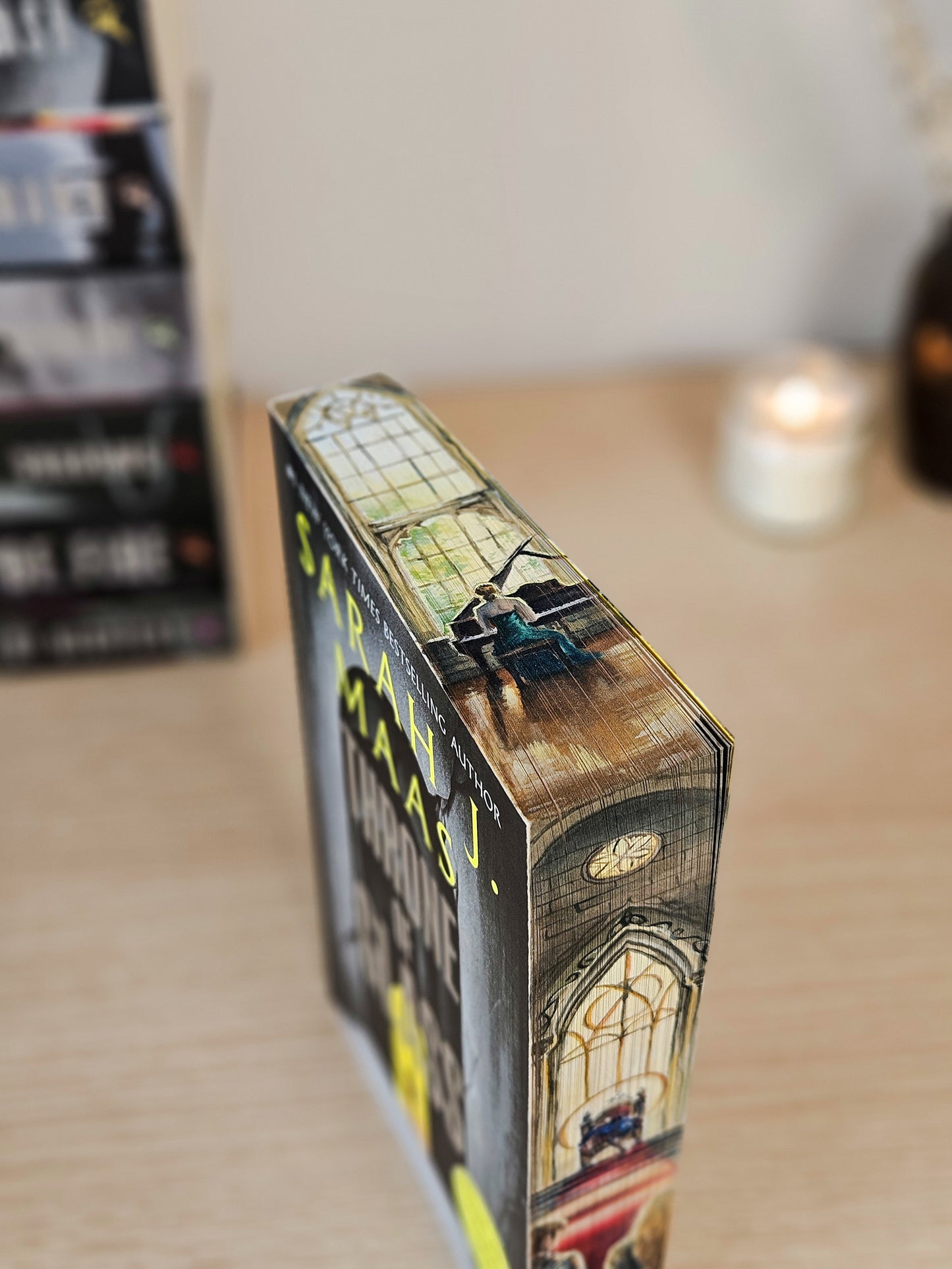 Throne of Glass Fore-edge Painting