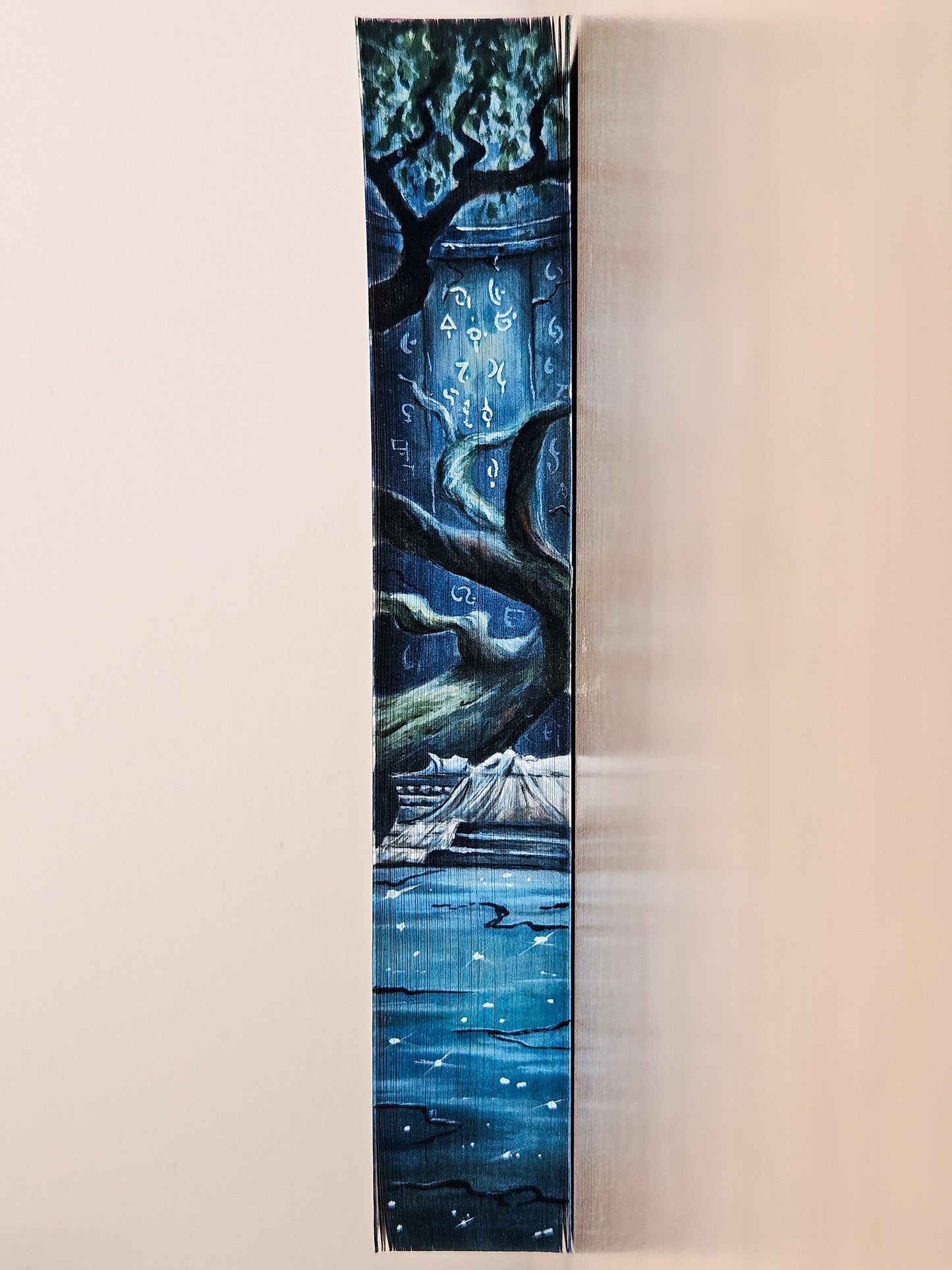 Crown of Midnight Fore-edge Painting