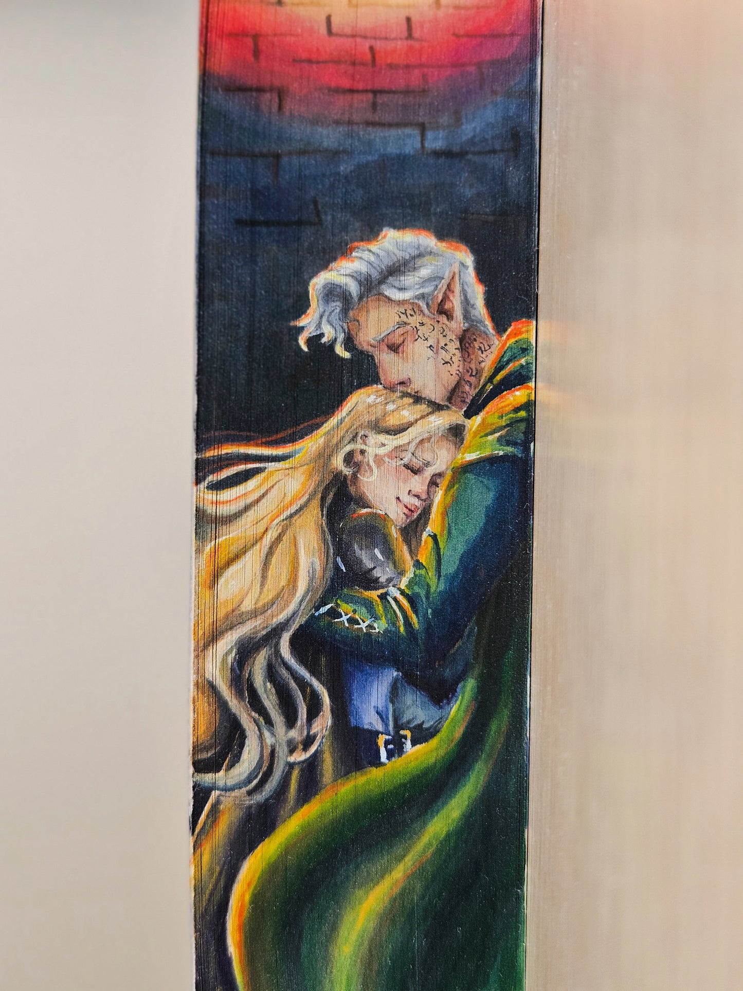 Queen of Shadows Fore-edge Painting